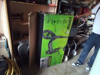 Hyper Skute Electric Scooter