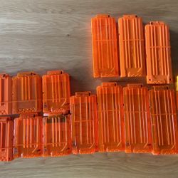 Nerf N-Strike Lot of 17 Dart Gun Ammo Magazine Clips - 12, 10 and 6 Round Clips