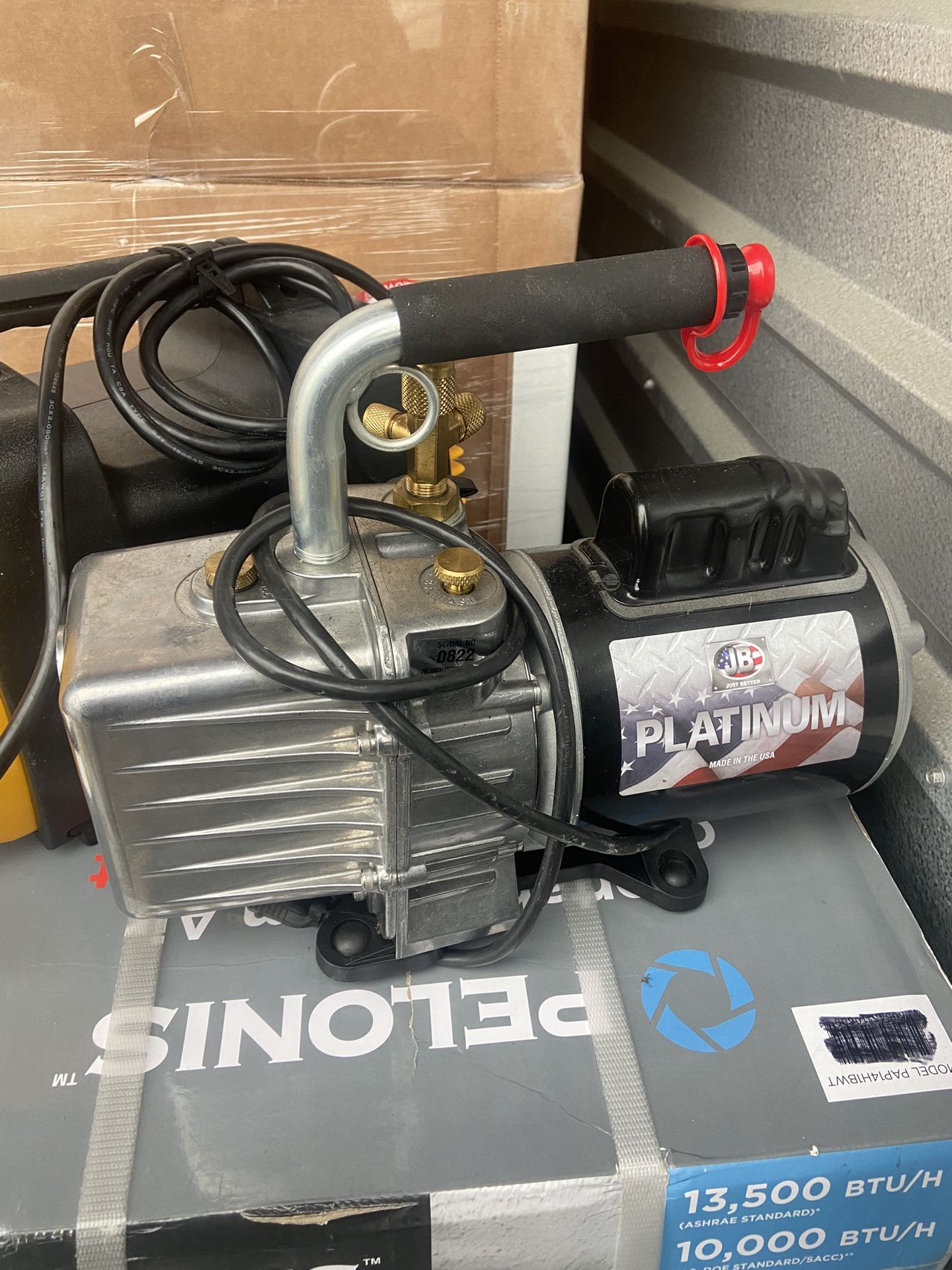 JB DV-200N-250SP PLATINUM 7 CFM Spark-Proof Vacuum Pump with Dual Voltage Motor and 1qt Oil