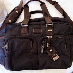 Genuine Tumi Alpha Bravo Weekender Bag