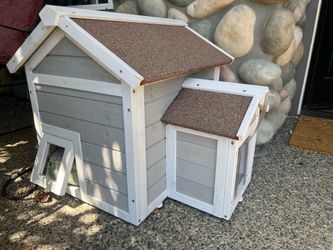 Outdoor Cat Shelter