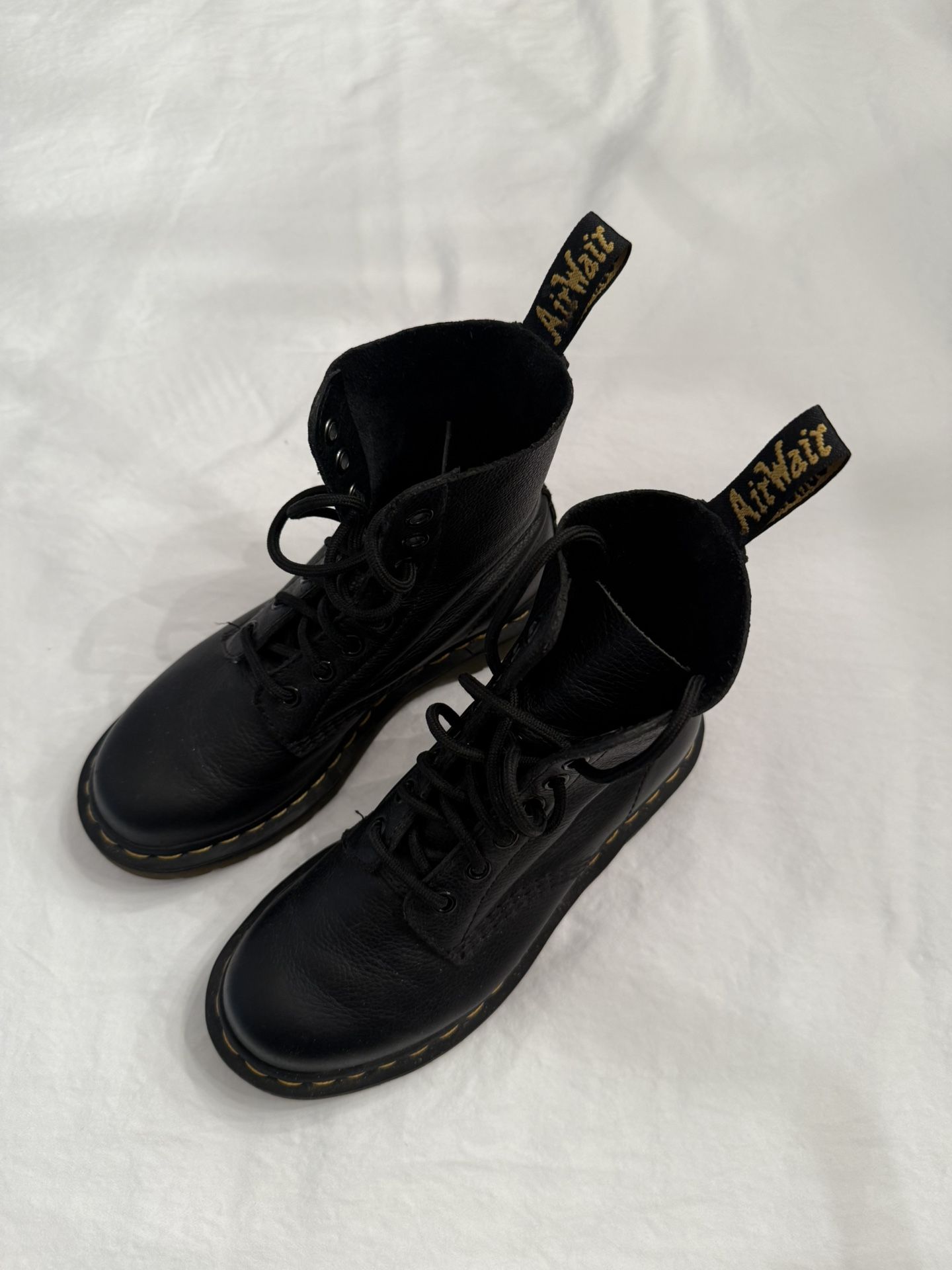 Dr. Martens Leather Boots Size 5 L