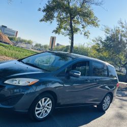 2014 Mazda Mazda5 Sport 