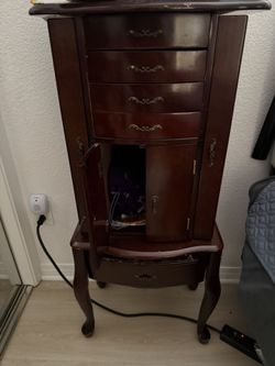 Jewelry Chest