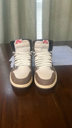 size 9 brand new with box travis jordan 1