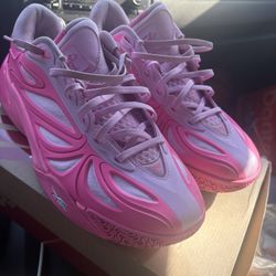 Angel Reese Signature Shoe