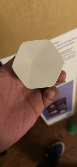 Xfinity WiFi Boost Pod first gen