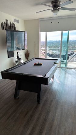 Pool table