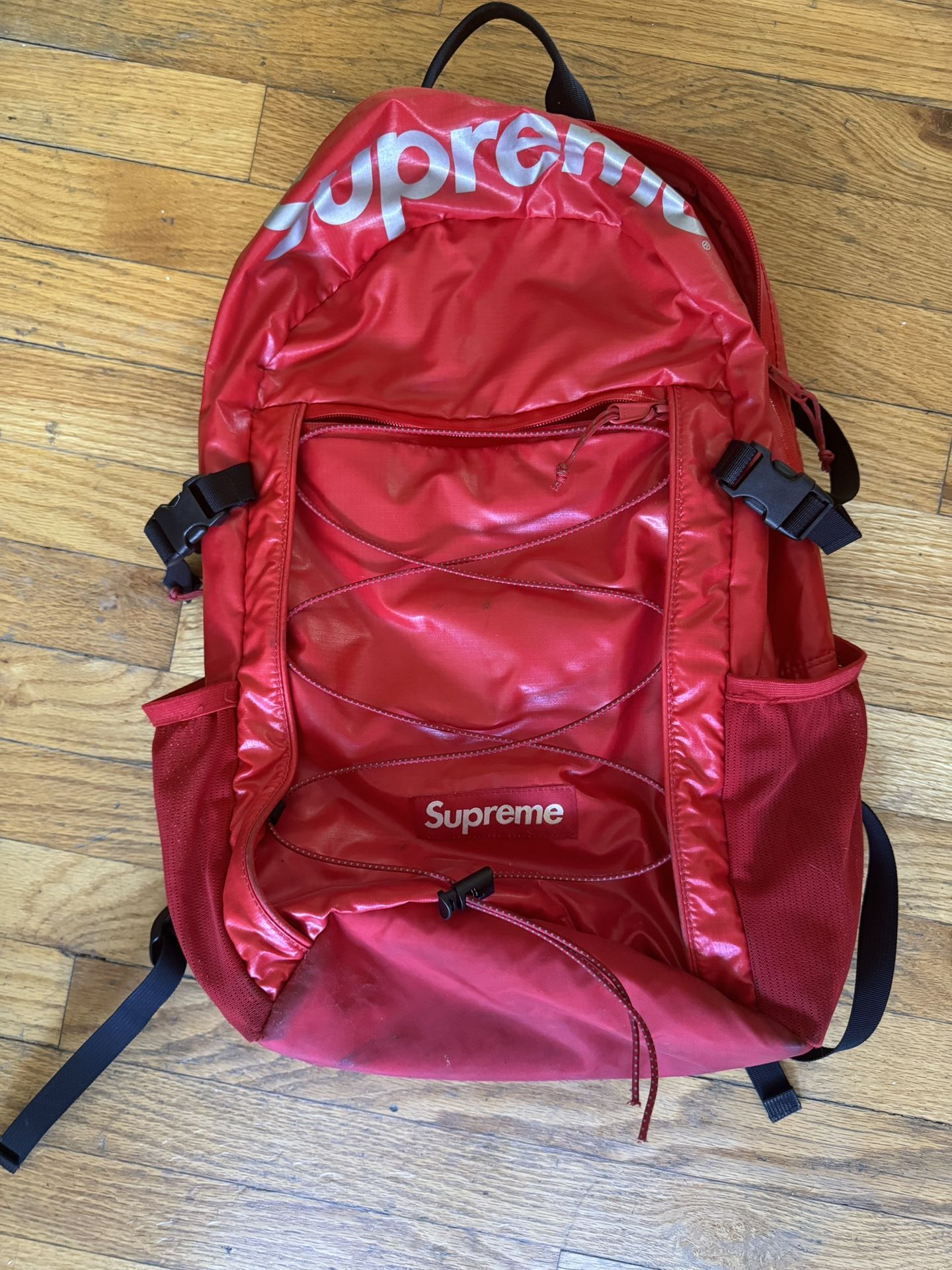 SUPREME backpack - Authentic