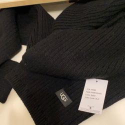 Black UGG Winter Knit Scarf
