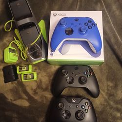 Xbox controllers