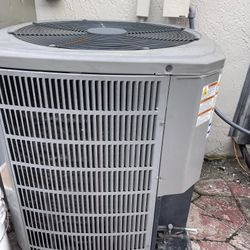 Home Air Conditioner Unit 3.5 Tons for Sale in Miami, FL - OfferUp