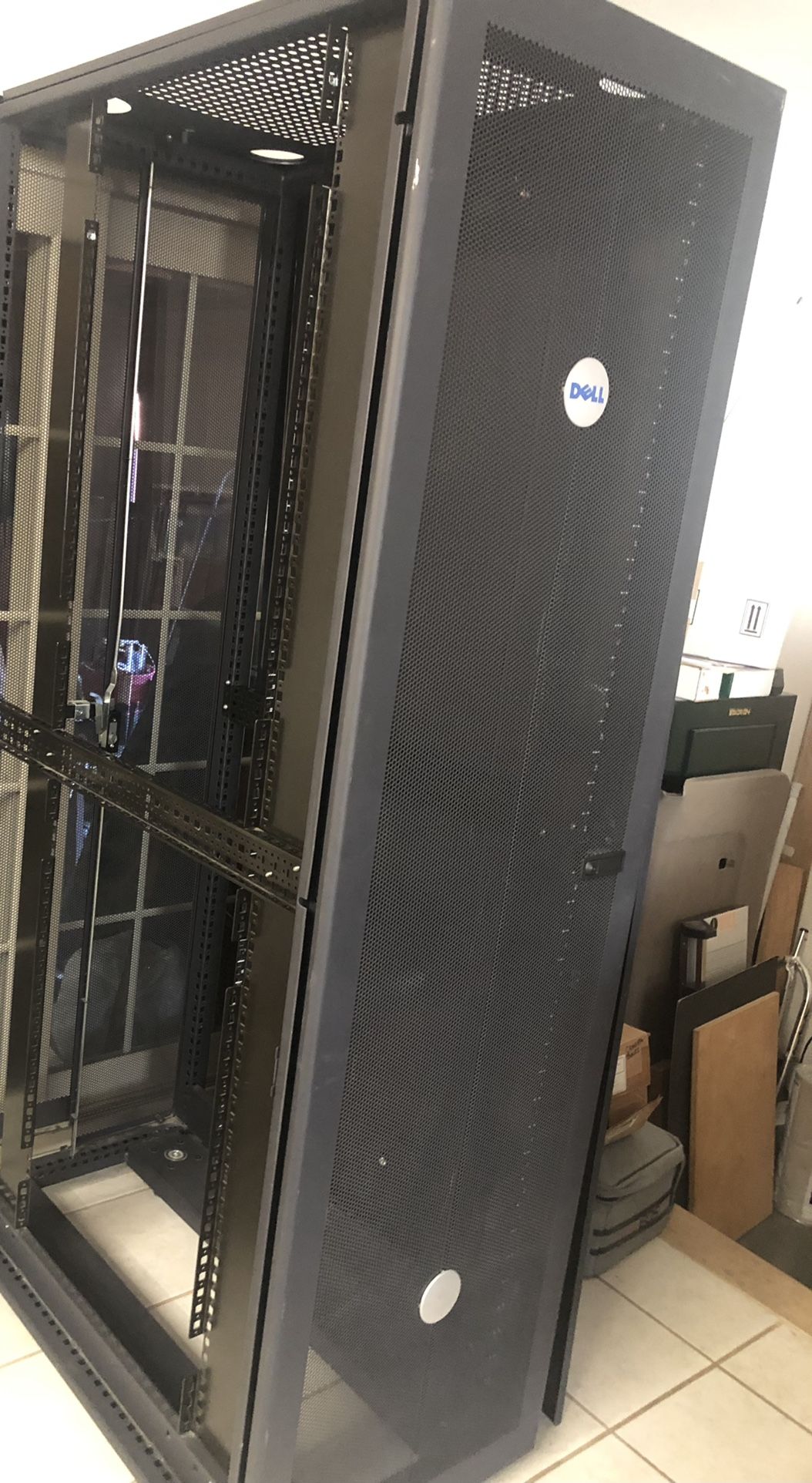 Dell Server Rack 42U PS38S Computer cabinet