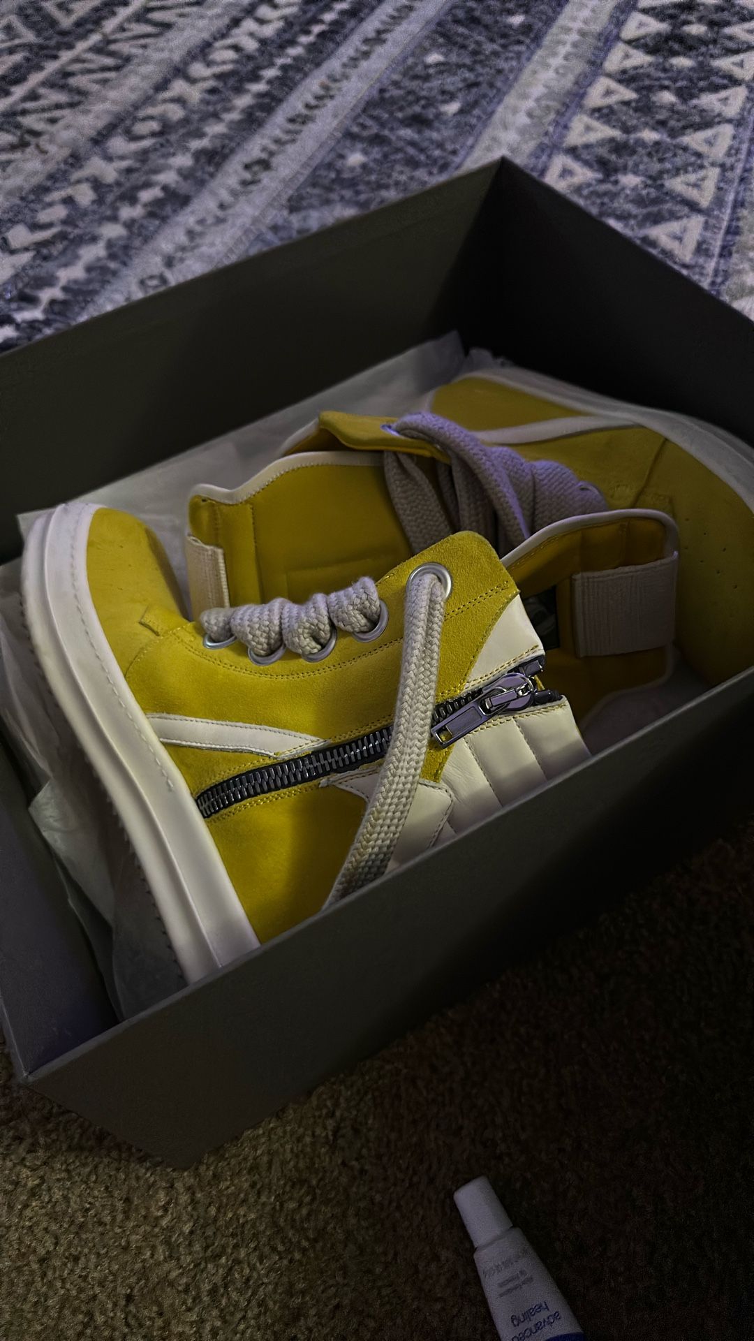 Rick Owens jumbo Lemon