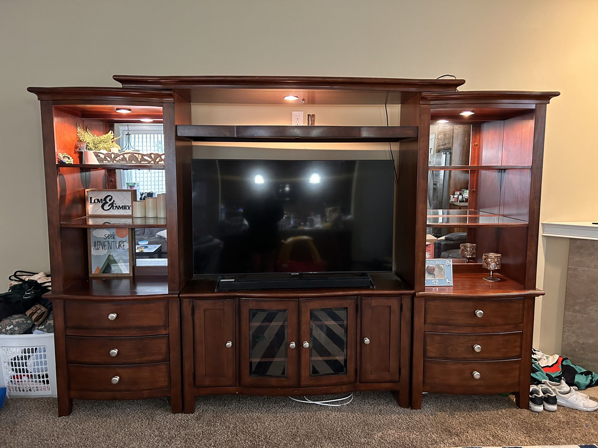 Entertainment Center With Lights!!