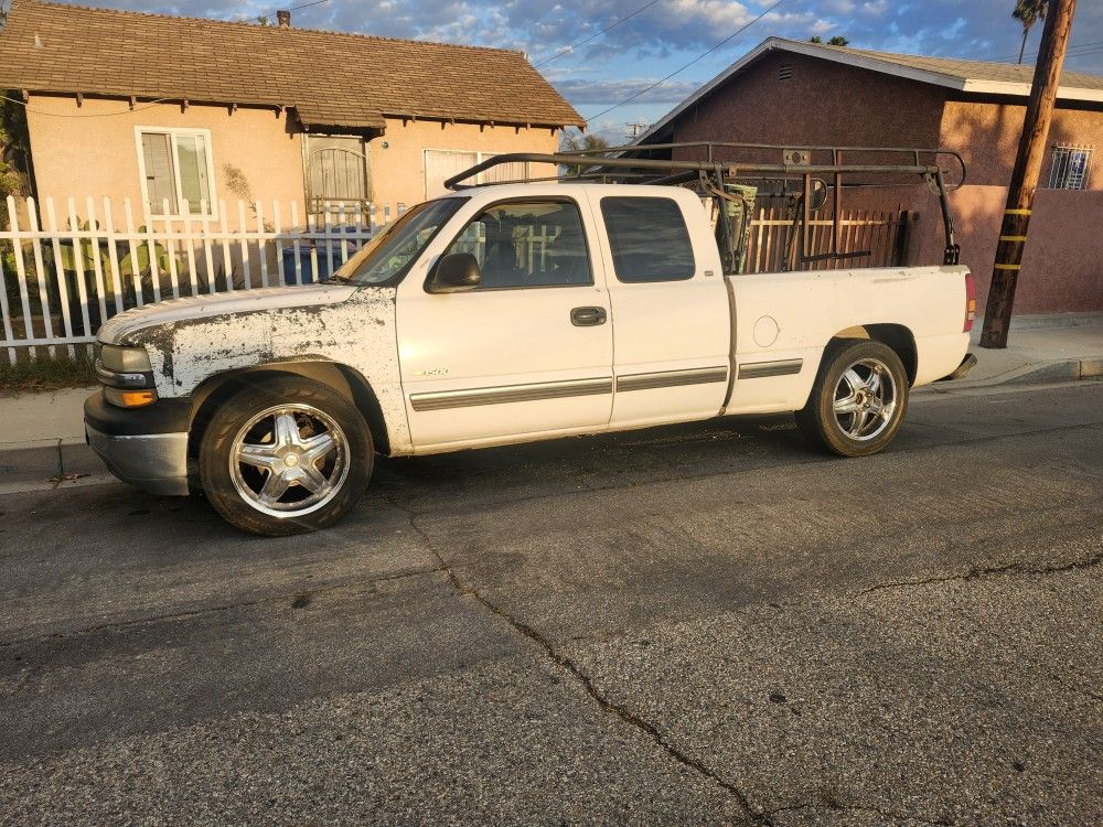 Chevy  2000 
