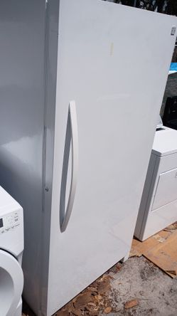 Frigidaire Freezer 