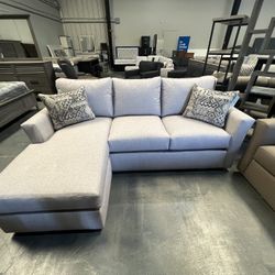 Small Gray Sectional w/ reversible chaise