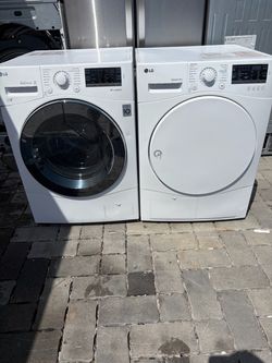 LG 24-inch 220V washer and dryer set