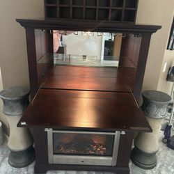 Bar/Firplace