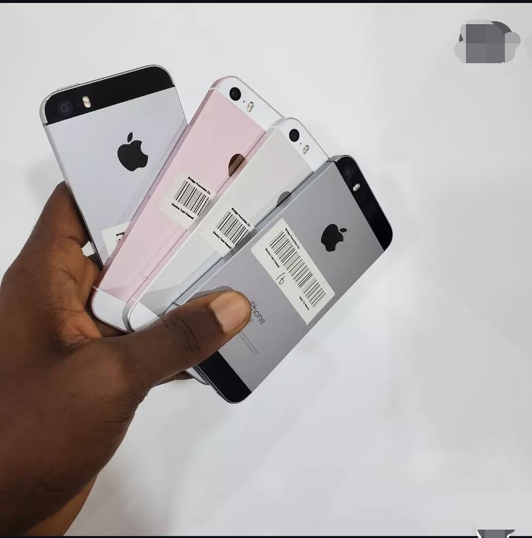 iPhone SE Unlocked With Warranty