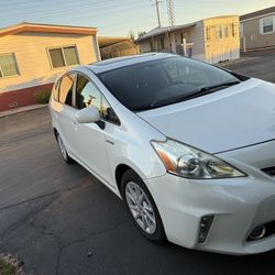 2013 Toyota Prius V