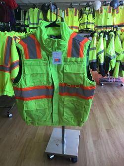 Class 2 insulated safety vest