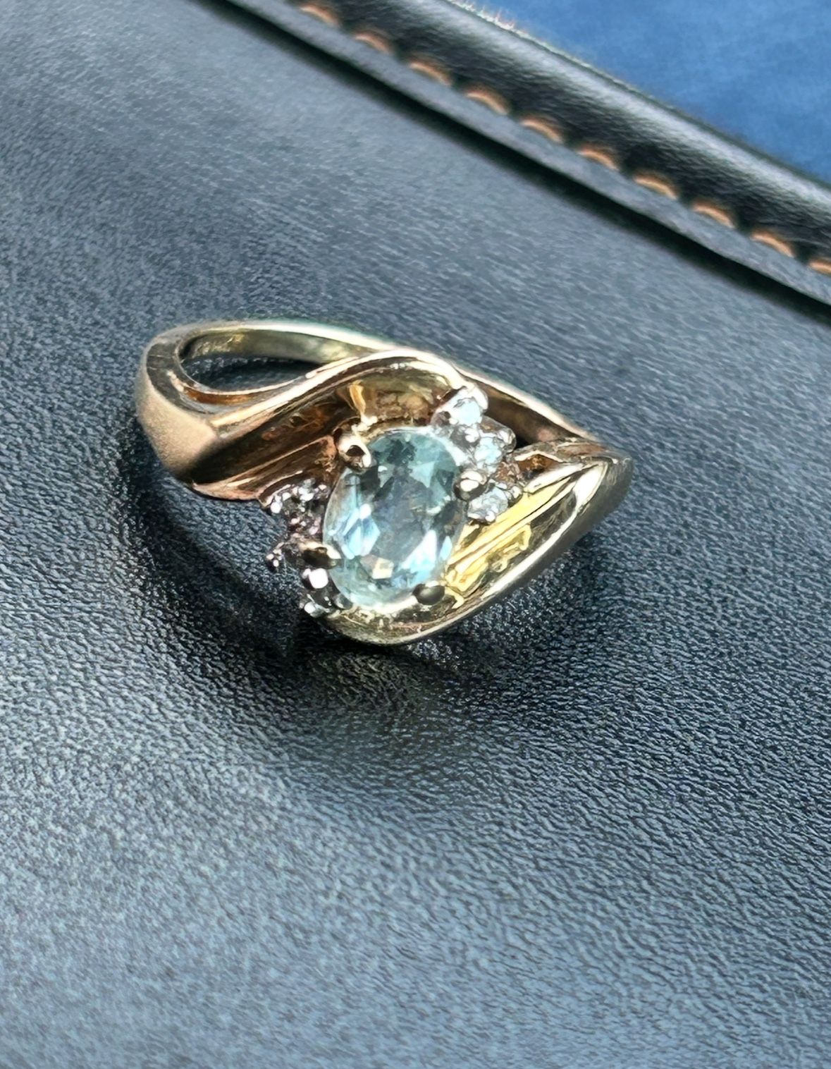 14k Yellow Gold Oval Aquamarine Solitaire 1k Diamond Accent Ring