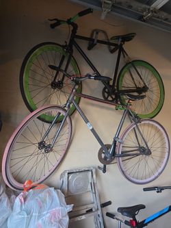 Two bikes for sales flat tires on both..