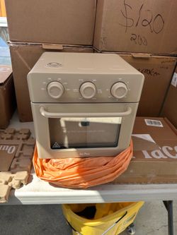 Air fryer toaster  Brand: our place wonder oven Color: beige  Brand new  Retail: $90 Beige  Pick up in sun valley Cash Cash only
