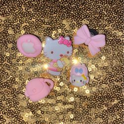 Croc Charms Hello Kitty Bows And Backpack 