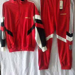Adidas Men's Tracksuit L $75