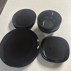 Set Of 4 Big, Medium, Small Plates And Bowls 