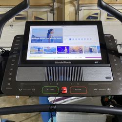 Nordictrack x22i Commercial Treadmill 