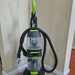 Hoover Dual Power max Pet upright  carpet cleaner 