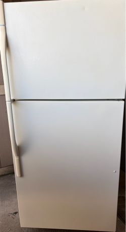 Kenmore white Refrigerator