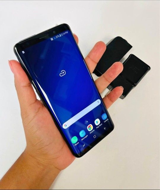 Samsung Galaxy S9, Factory Unlocked ,Excellent Condition, LIKE NEW
