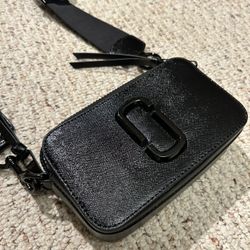 Marc jacob’s mini crossbody bag