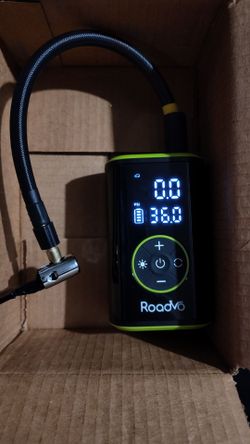 PORTABLE TIRE INFLATOR CORDLESS RECHARGABLE