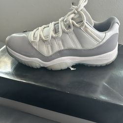 Jordan 11 Low Cement Grey