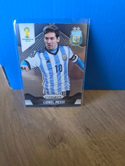 Panini 2014 Prizm World Cup Lionel Messi #12 Argentina Soccer Base Set