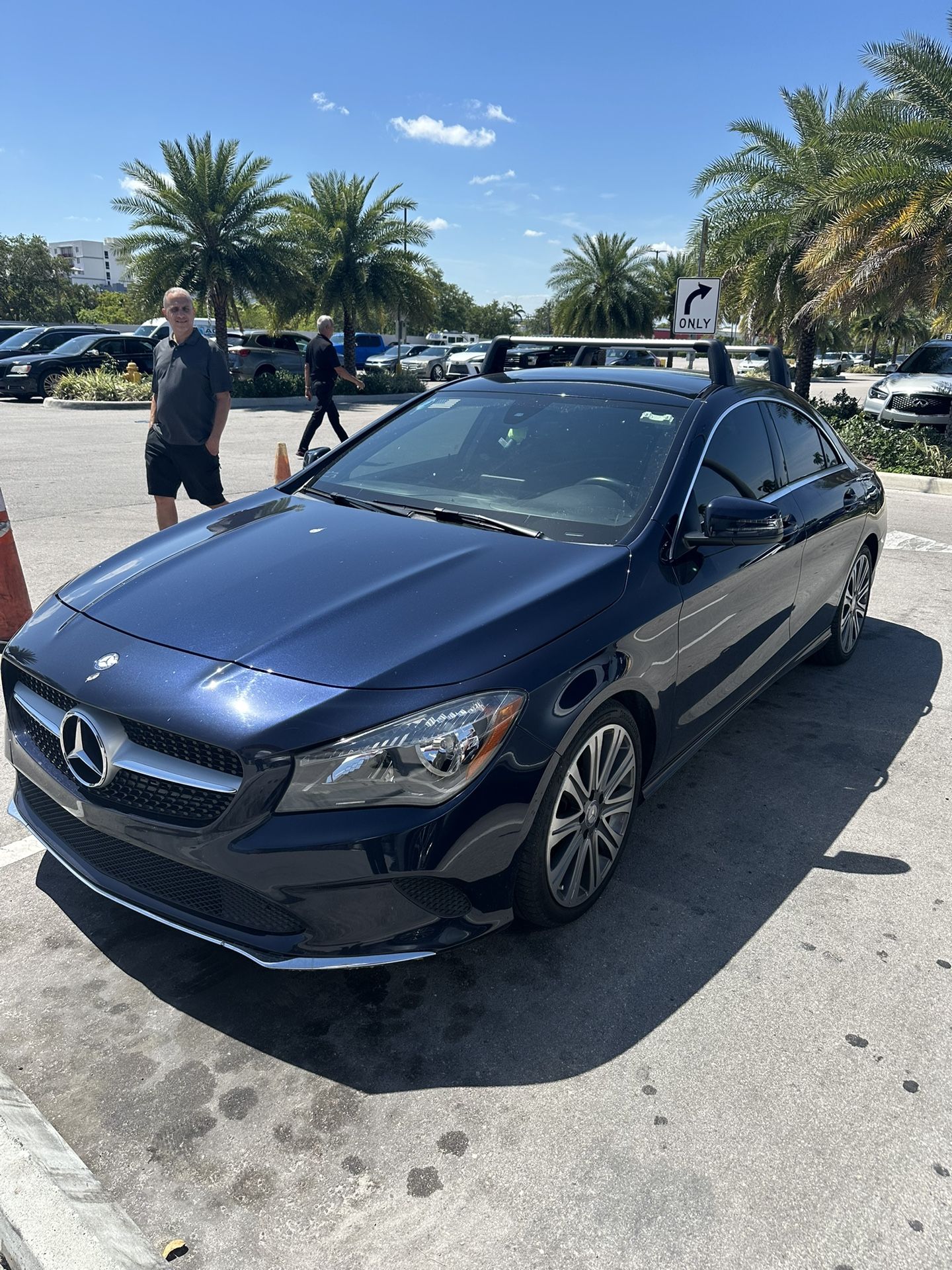 2014-2019 MERCEDES BENZ CLA250 ROOF RACK FACTORY FPR SALE WITH KEYS!