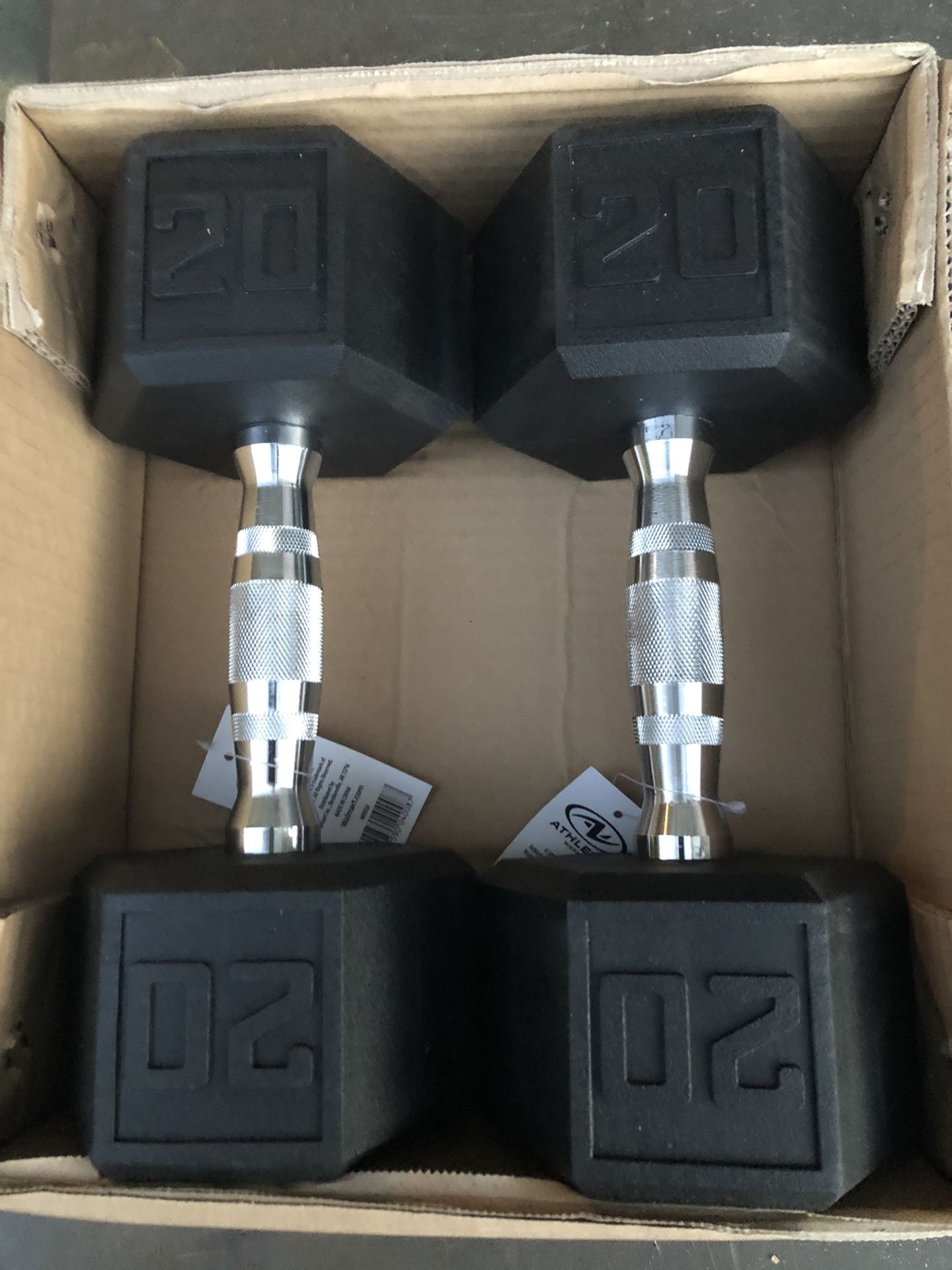 Pair of New 20 Lb Rubber Dumbbells Total 40 Lbs