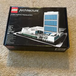 Lego 21018 United Nations Headquarters - Retired Set