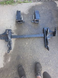 2017-2022 Ford F-350 Front Plow Attachment Bracket