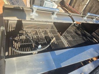 Commercial grade bbq grill