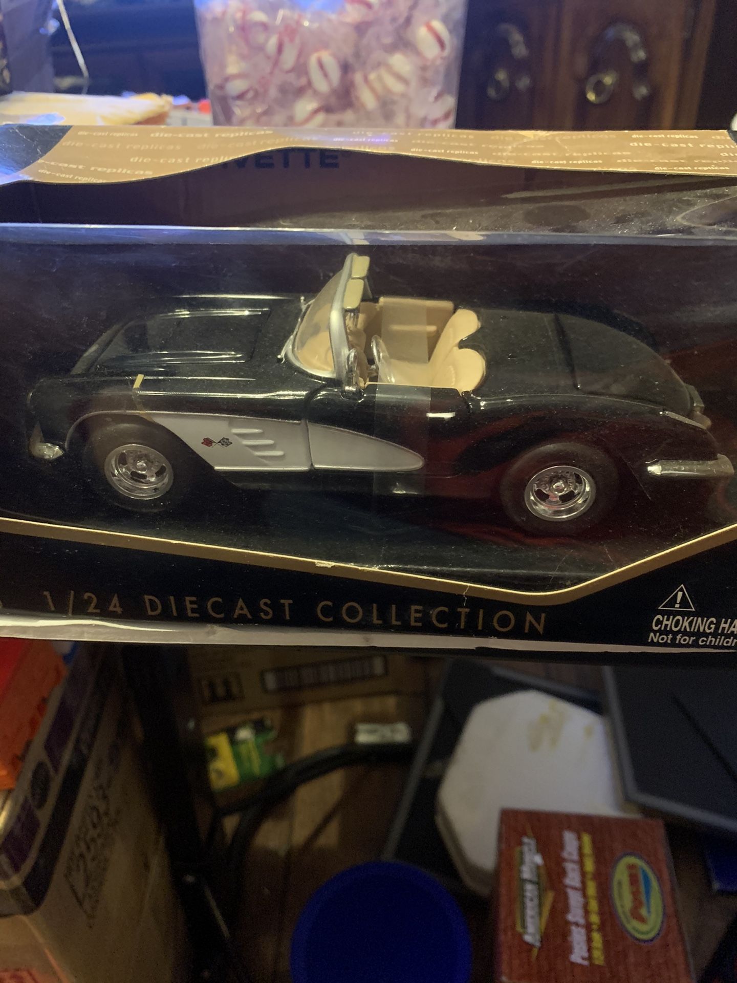 Diecast Corvette 1/24 scale