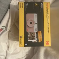 Kodak Instant 2-in-1 Camera Printer Combo