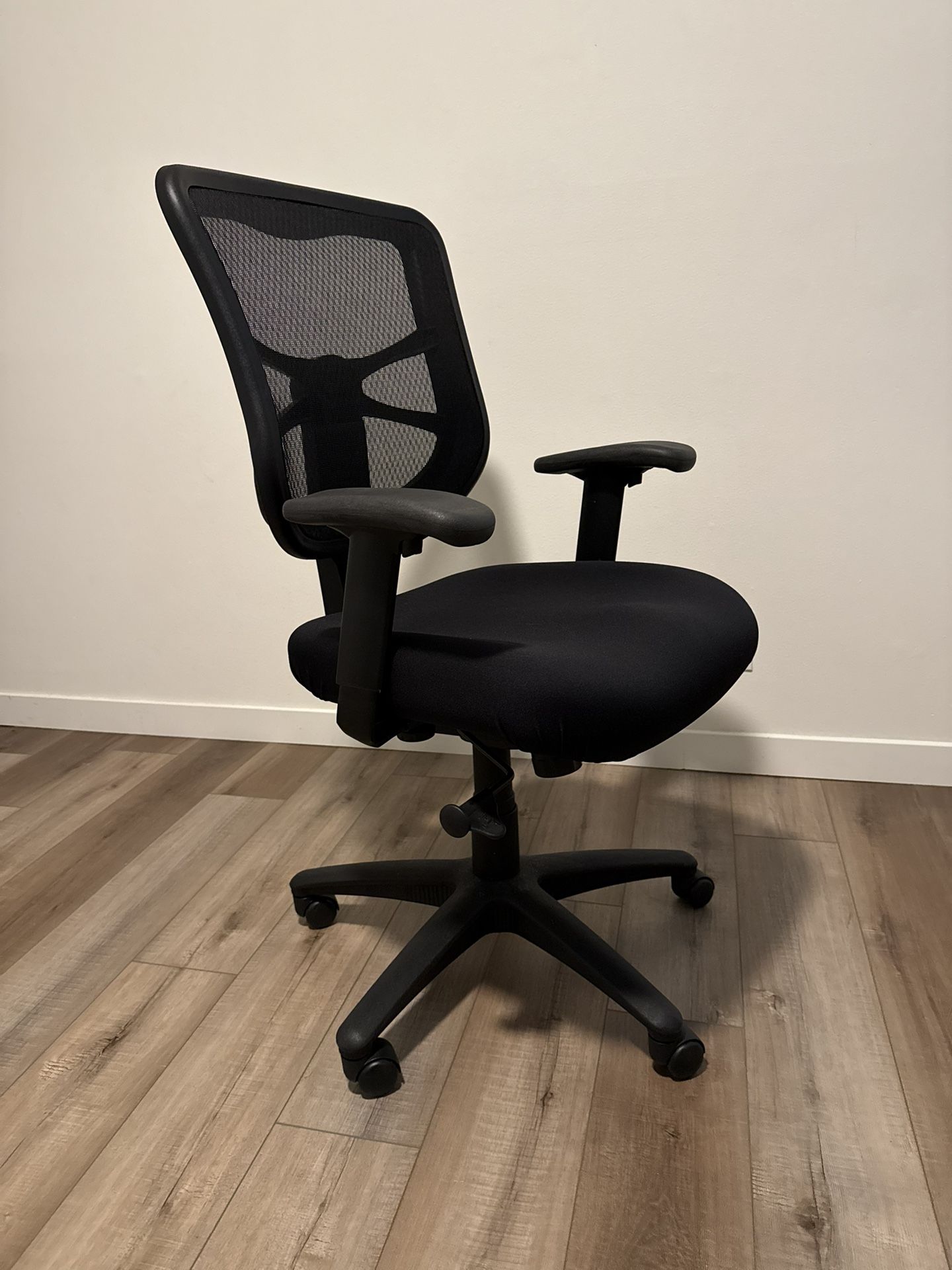 Brand New Office Chair