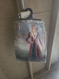 Queen costume